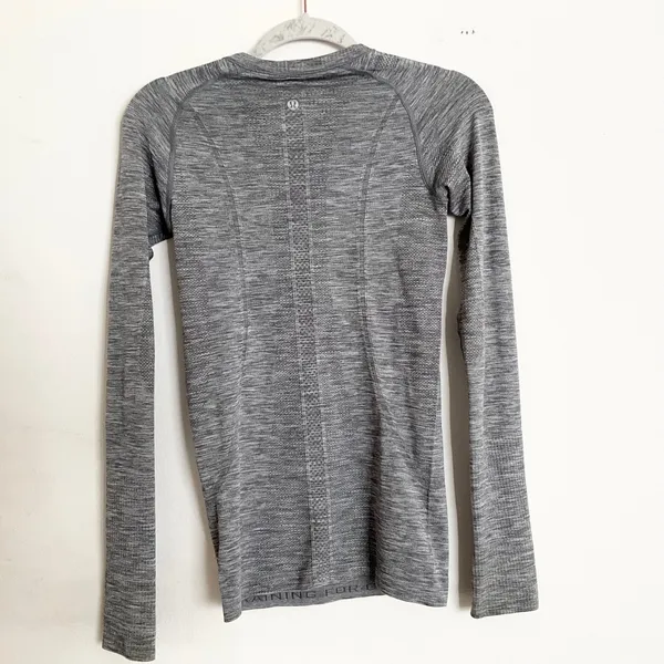 Lululemon Swiftly Tech Long Sleeve Crew Slate / White 4 - Image 4