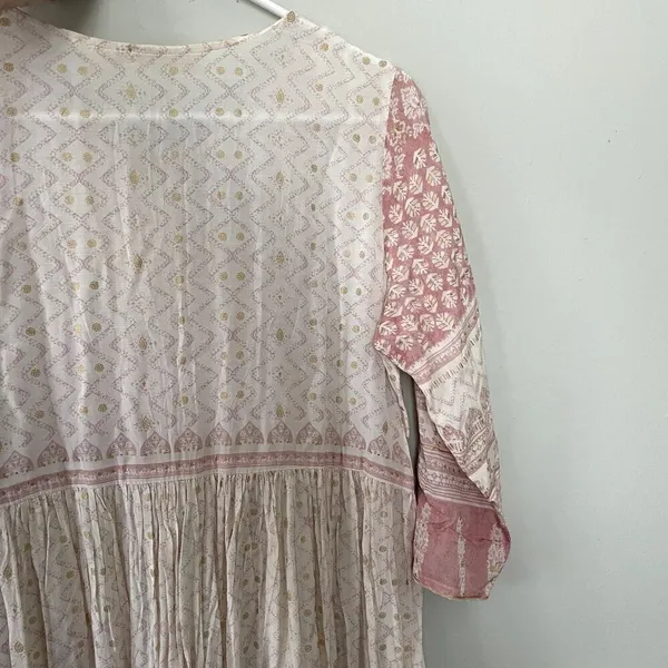 Avaasa pink‎ and white modest 3/4 sleeved lightweight dress women size medium - Image 8