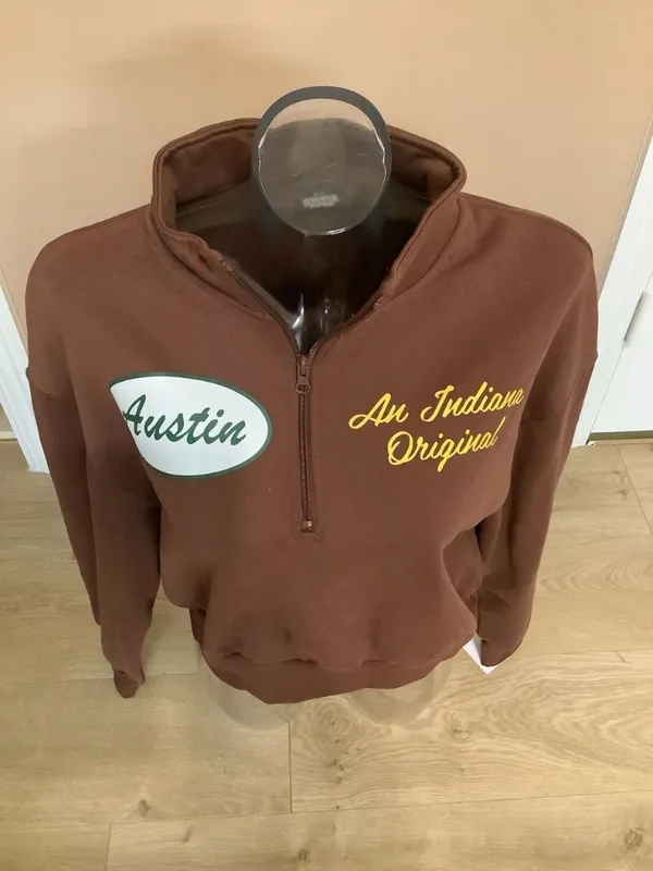 Netflix Stranger Things Size Extra Large Women’s Fleece Crop Sweatshirt. New - Image 6