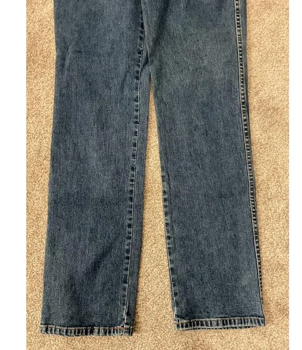 Wrangler Women's Cowboy Cut Classic Western Style Jeans, 5/6x32 - Image 3