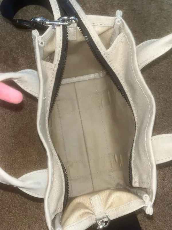 Marc Jacobs Small Tote Bag in Cream with White Logo - Image 5