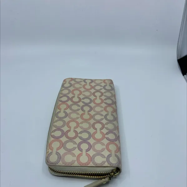 Coach Signature C Dot Cream Multi Zip Around Wallet - Image 4