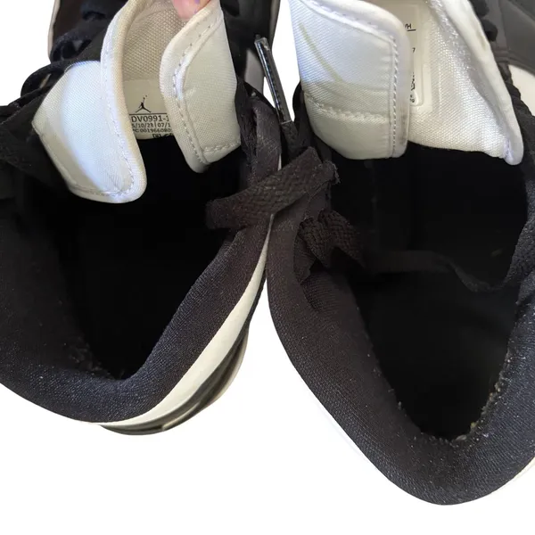 Nike Air Jordan 1‎ Mid Shoes Women's Sz 9.5 White Black Panda DV0991-101 - Image 7