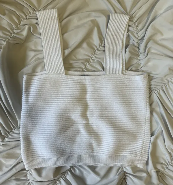 Hollister Tank Top - Image 2
