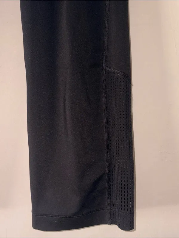 Nike pro black capri leggings M - Image 2
