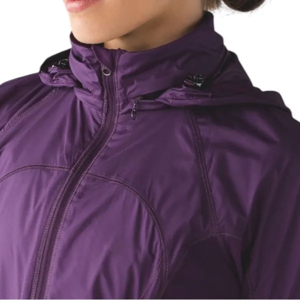 Lululemon Rush Hour Jacket Darkest Magenta Size 6 - Image 7