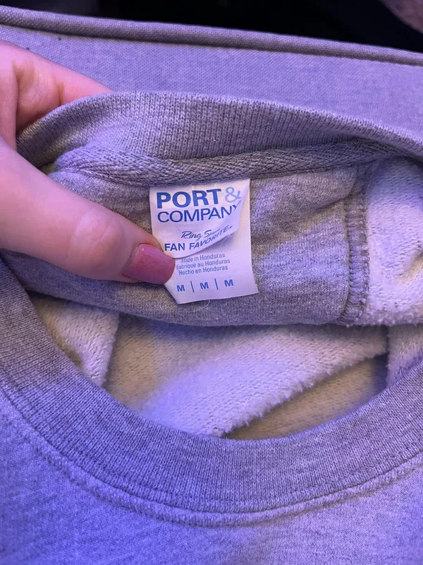 College Sweatshirt Size M - Image 2
