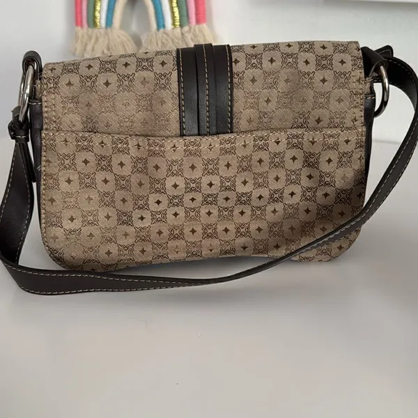 Liz Claiborne Villager Tan purse NWOT - Image 7