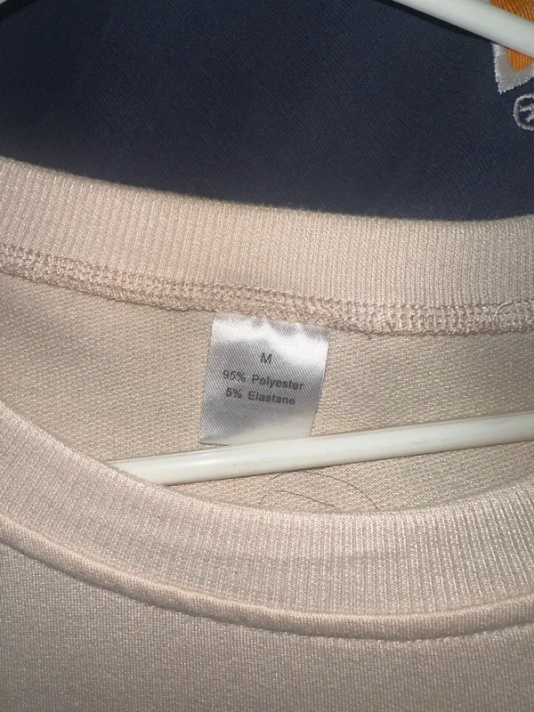 New York Crew Neck Tan Size M - Image 2
