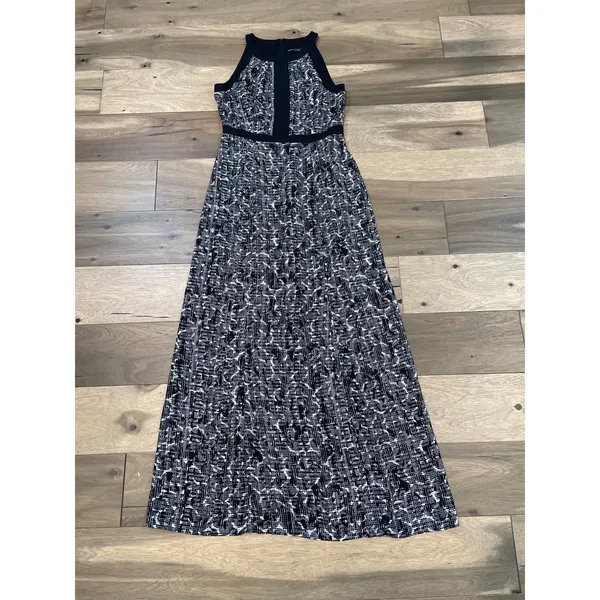 White House Black Market Chiffon Maxi Dress Size 4 Black White - Image 3