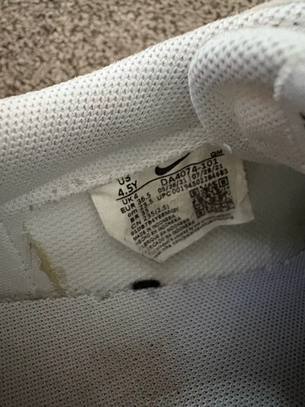 Nike Blazer Low - Image 2