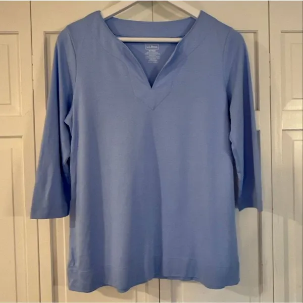 L.L. Bean supima cotton blue notch neck top size M - Image 3
