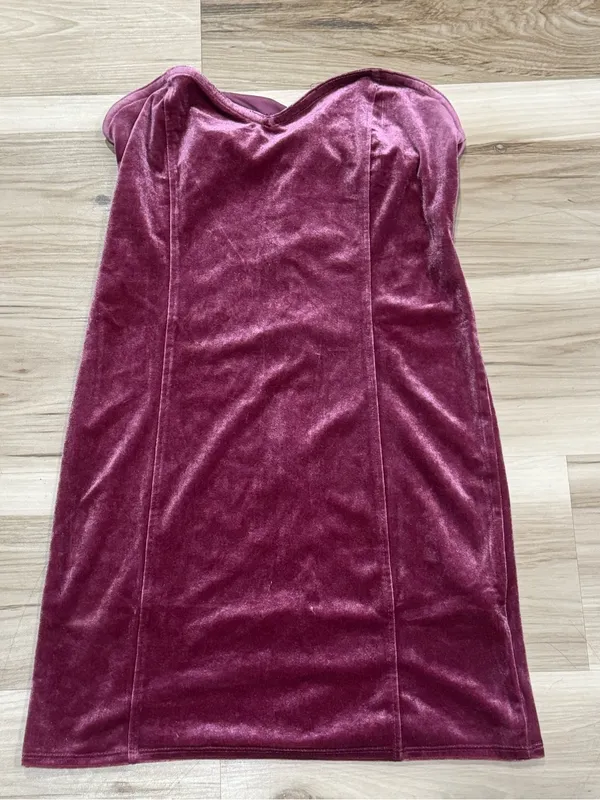 Urban Outfitters Light Before Dark Diane Velour Maroon Mini Dress Women’s Small - Image 2