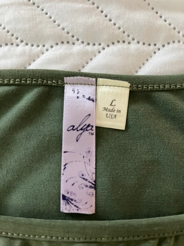 Green Halter Top Size L - Image 3
