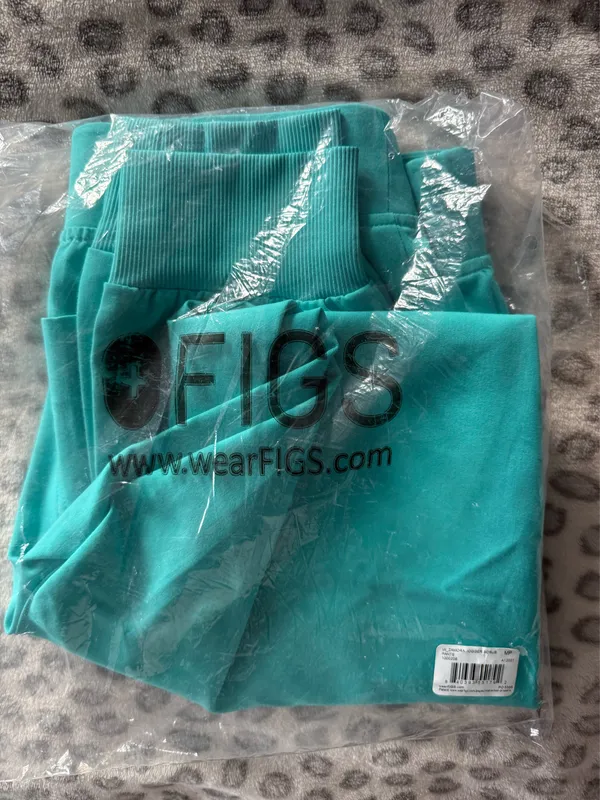 FIGS Zamora Jogger Scrub Pants - Image 2