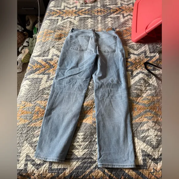 American Eagle Outfitters Light Blue Distressed Straight Leg Pants - Image 4