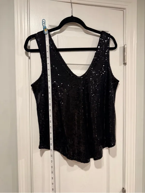 NWOT Venus Size M Black Sequin Tank Top V-Neck Sleeveless Party Cocktail Holiday - Image 7