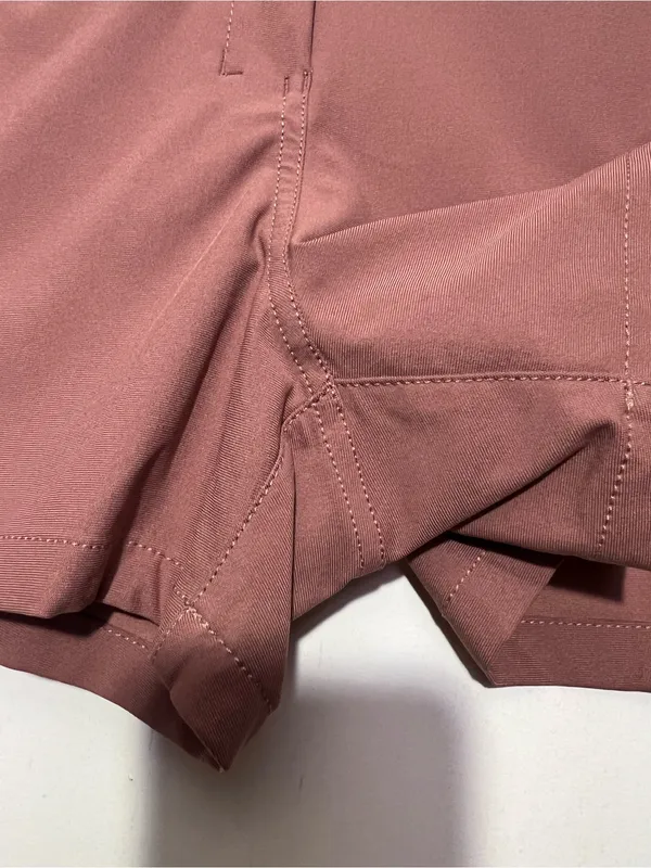 NWOT Lululemon Spiced Chai City Sleek 5 Pocket High-Rise Short 4" Size 29 - Image 7