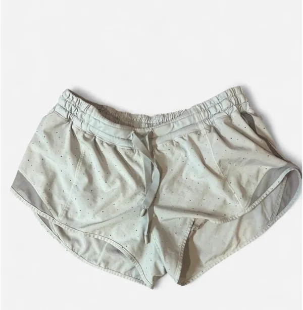 Lululemon Tracker Shorts 8  - Image 2