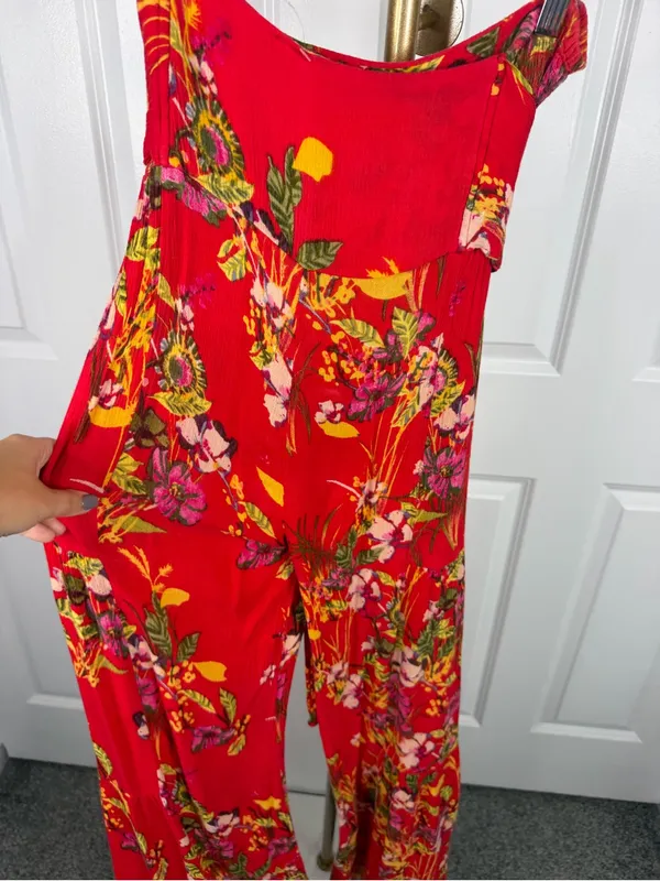 Free People Red Floral Wide Leg Pants Size M Boho High Rise Rayon - Image 9