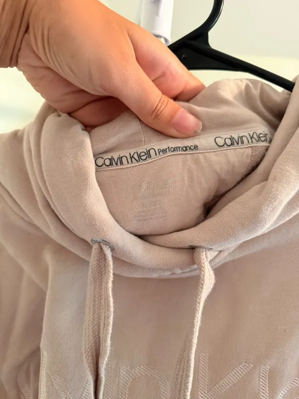 Calvin Klein Sweatshirt - Image 3