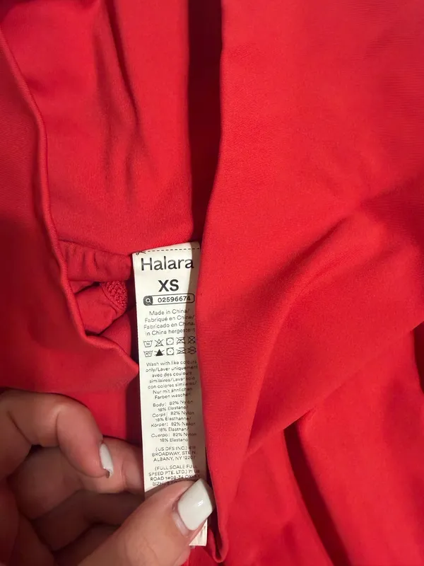 Halara athletic shorts - Image 2