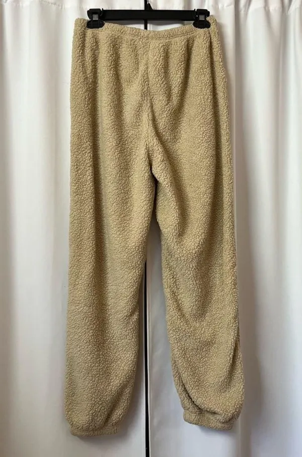 SheIn Beige Fuzzy Two Piece Co-ord Lounge Set Size Medium - Image 8