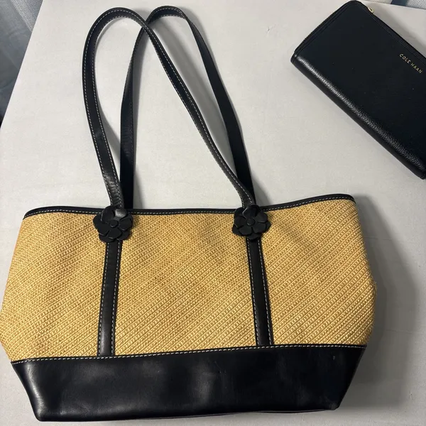 Cole Haan Purse &‎ Wallet Woven Straw Black Faux Leather Shoulder Floral Accents - Image 3