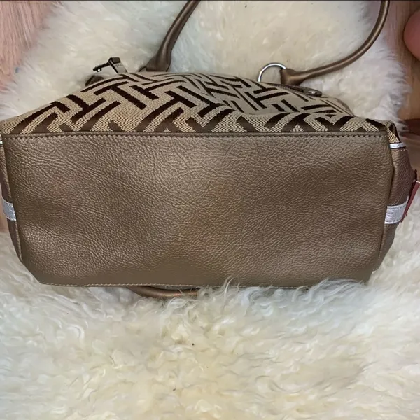 Tignanello logo handbag bronze leather accents - Image 5