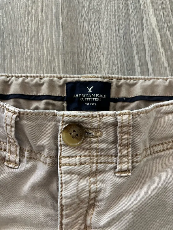 American Eagle Outfitters Shorts (4) - Image 3