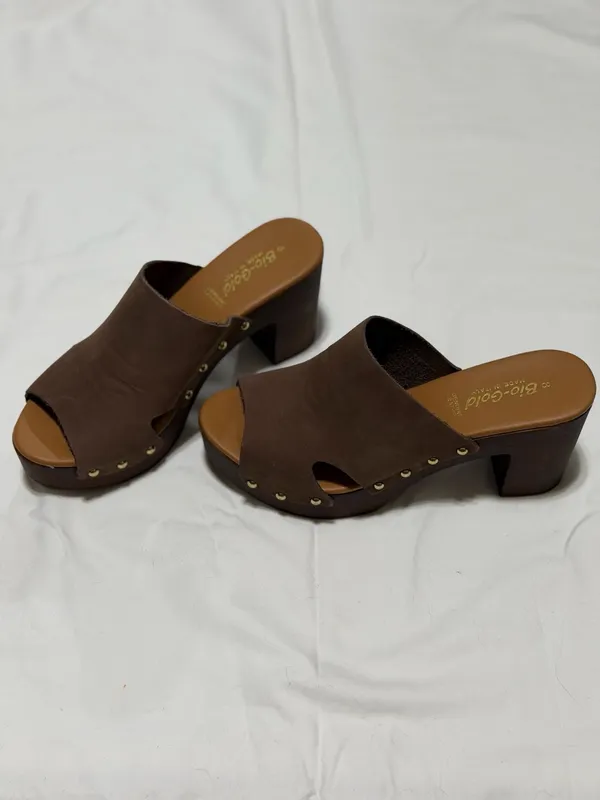 Bio-Gold Made in Italy Brown Leather Studded Platform Clogs - Image 3