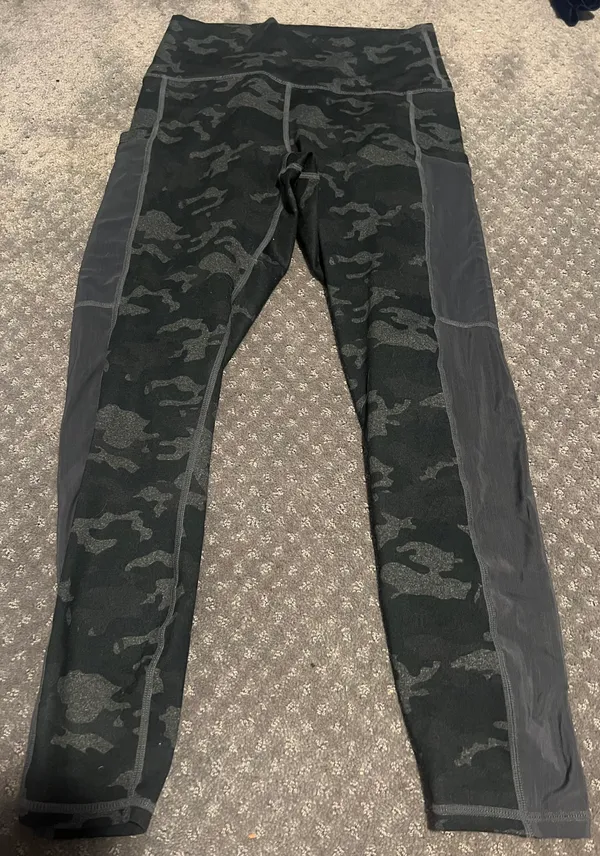 Fabletics Camo Leggings - Image 2
