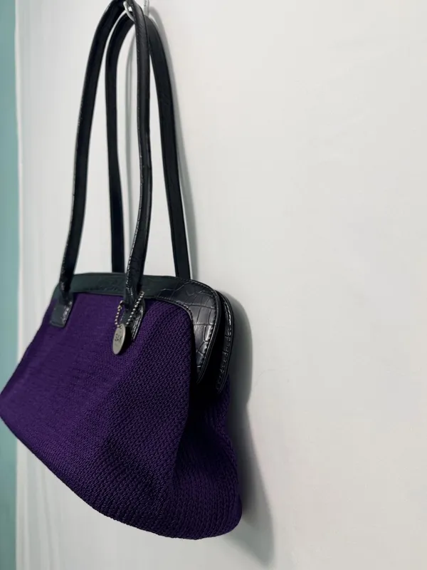 The Sak Original Vintage crochet medium shoulder bag in plum purple - Image 5