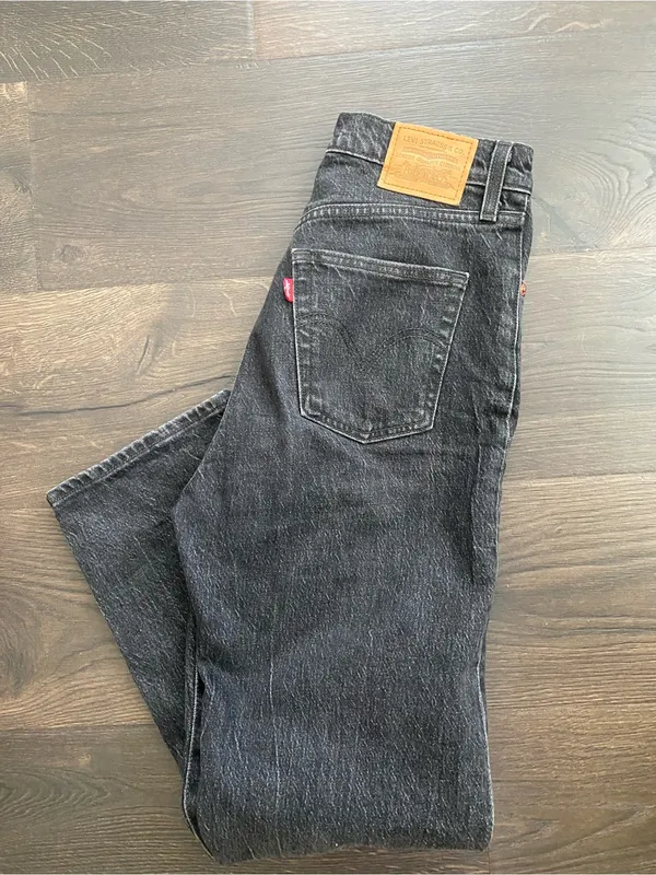 Levi’s Ribcage Straight Ankle Jeans W26 Black - Image 5