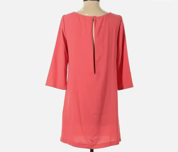 Coral Quarter Sleeve Shift Dress - Size Medium - Image 5