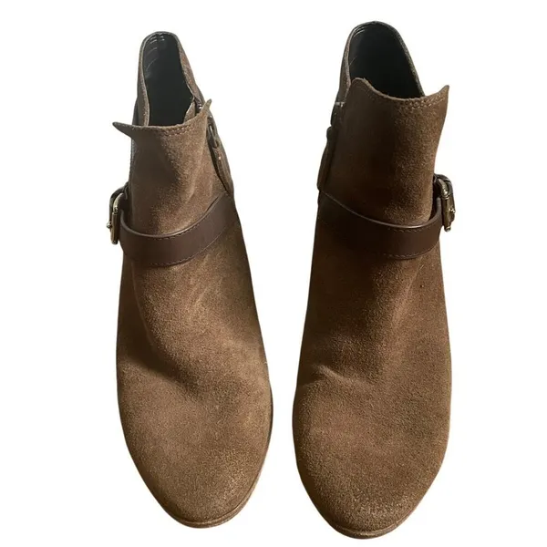 Cole Haan Hayes Brown Booties sz‎ 7 Buckle Heeled Suede Work Going Out Round Toe - Image 5