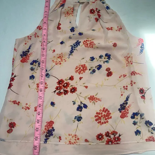 Rose + Olive High Neck Sleeveless Blouse Sz Small-Peach Floral Dainty Top - Image 8