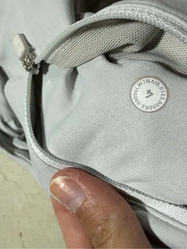 Lululemon Gray/white Active Shorts 4 - Image 7