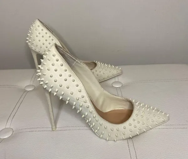 Steve Madden Off White Studded Vala Si Vala Heels Sz 5.5 - Image 5