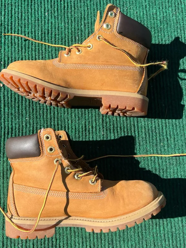 Timberland 6 Inch Premium Waterproof Boot 'Wheat' Nubuck Size 6 Women’s Size 7.5 - Image 2