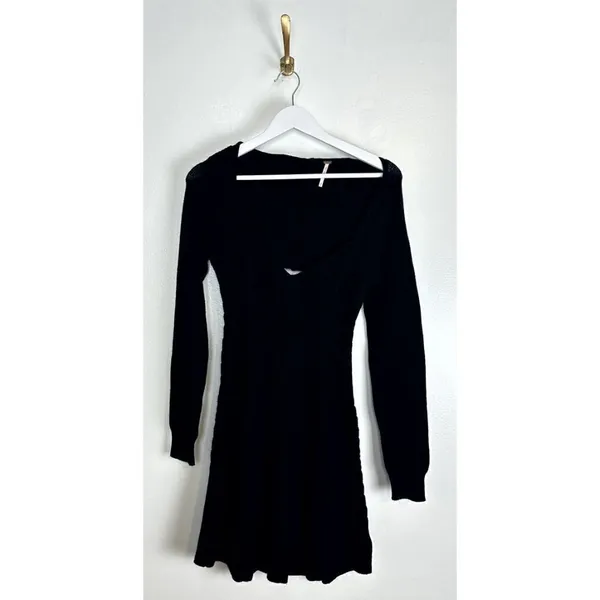 FREE PEOPLE Small World Mini Dress in Black Size Medium - Image 5