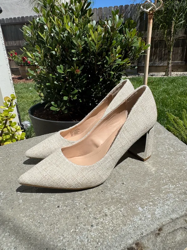 Alfani Grey Textured Pointed Toe Heels  - Image 2