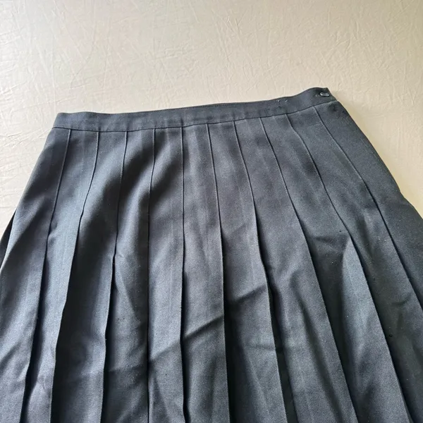 pleated school uniform midi skirt Black Size 36 - Image 4