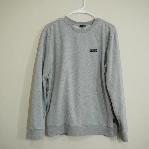 Patagonia Women's Size Medium Logo Organic Cotton Sweatshirt Gray Crewneck - Image 2