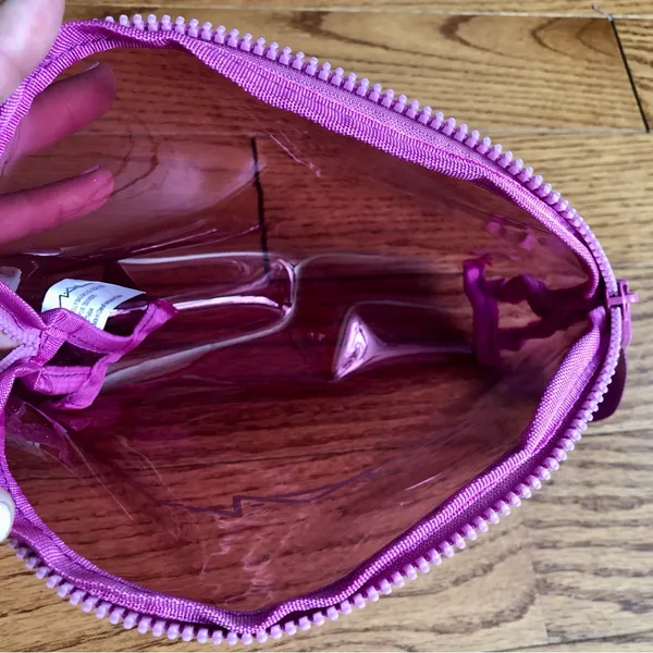MAC Cosmetics Makeup Clear Polyurethane Pink Makeup Bag Pouch NWOT - Image 3
