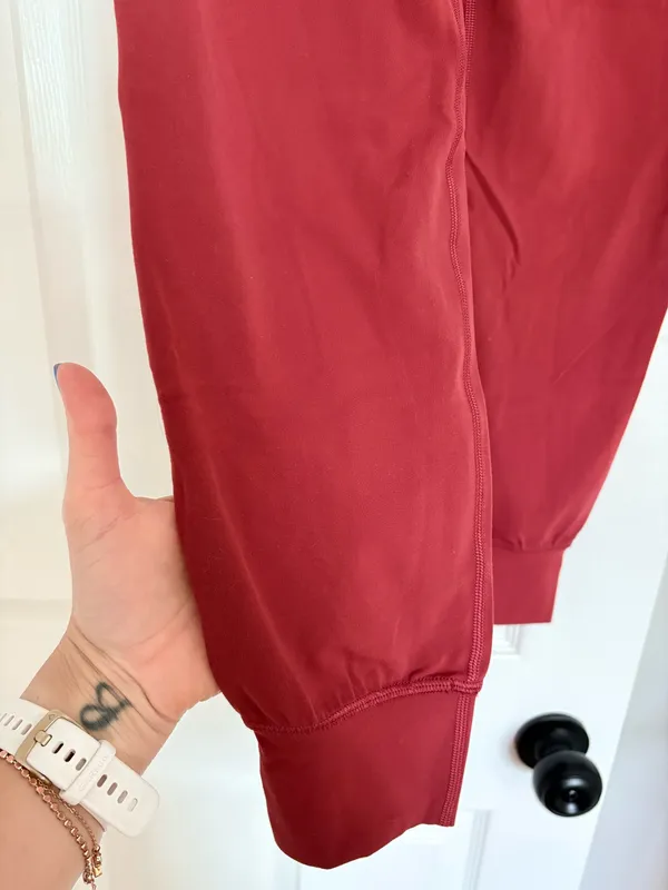 Lululemon align joggers - Image 3