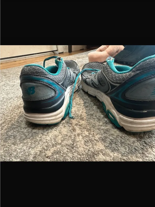 New Balance Women’s Gray and Teal Athletic Sneakers - Image 3