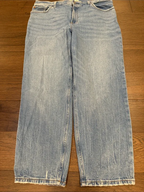 Abercrombie The Mom High Rise Jeans Light Wash Size 32 14S - C30-101 - Image 6