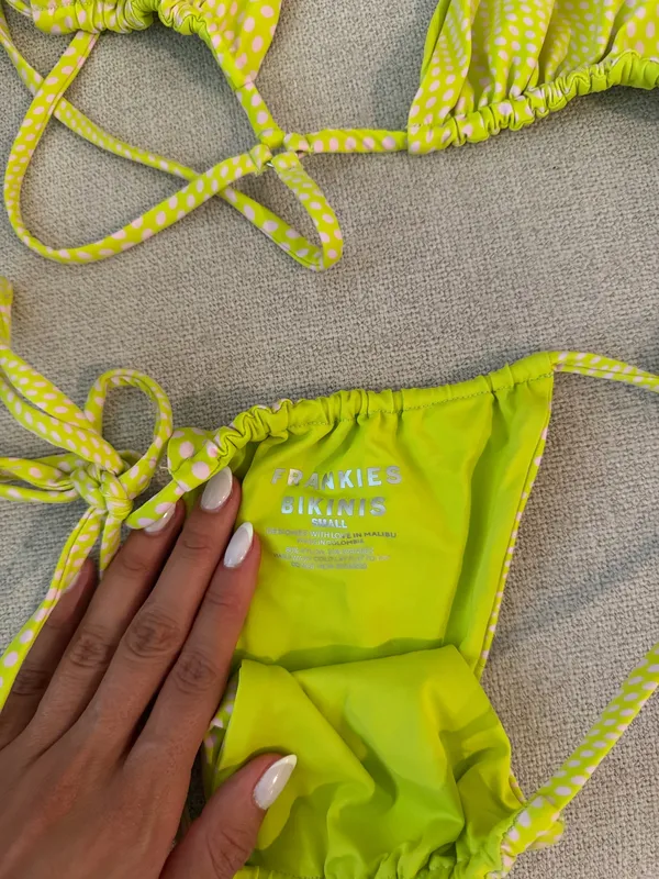 Frankies Bikinis Set - Image 3