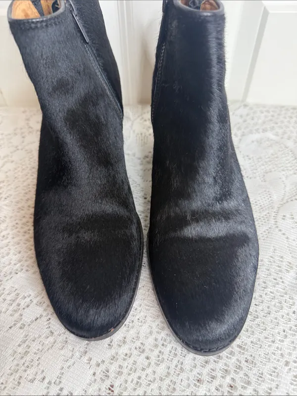 Frye Black Leather calf fur Ankle Booties with Block Heel sz 8 - Image 3
